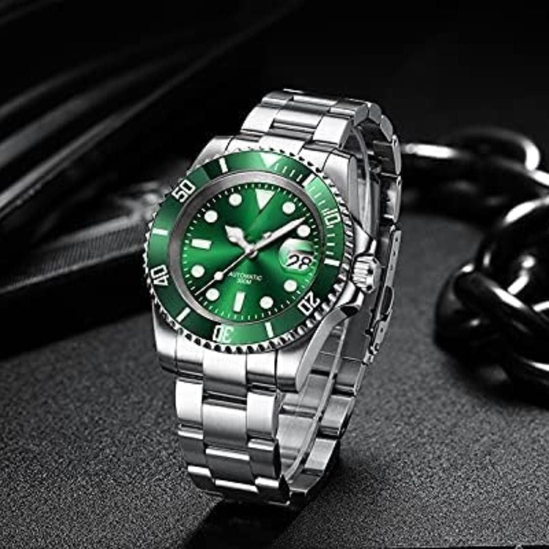 Hulk with Oyster Band